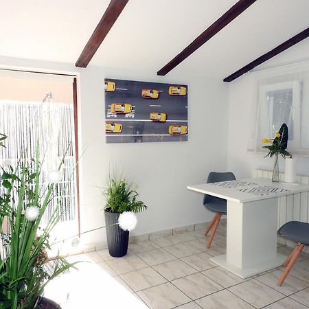 Apartman Ines- Stinjan Pula Extérieur photo