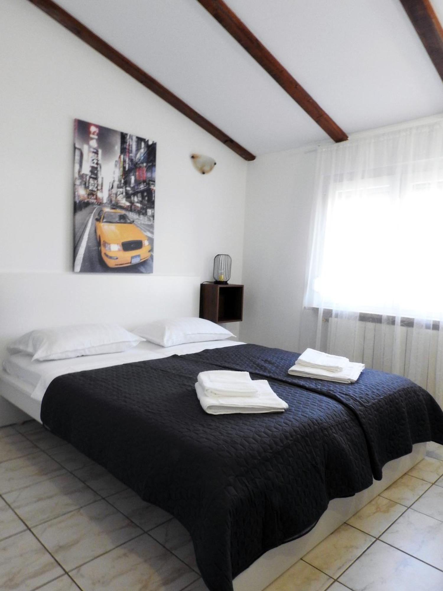 Apartman Ines- Stinjan Pula Extérieur photo